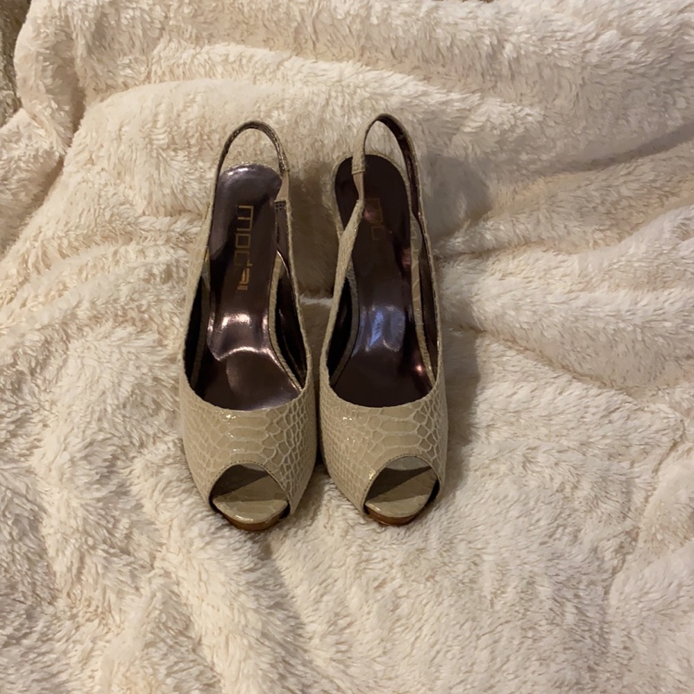 Moda Spana Quincy Peep Toe Heels Slingback Worn Once